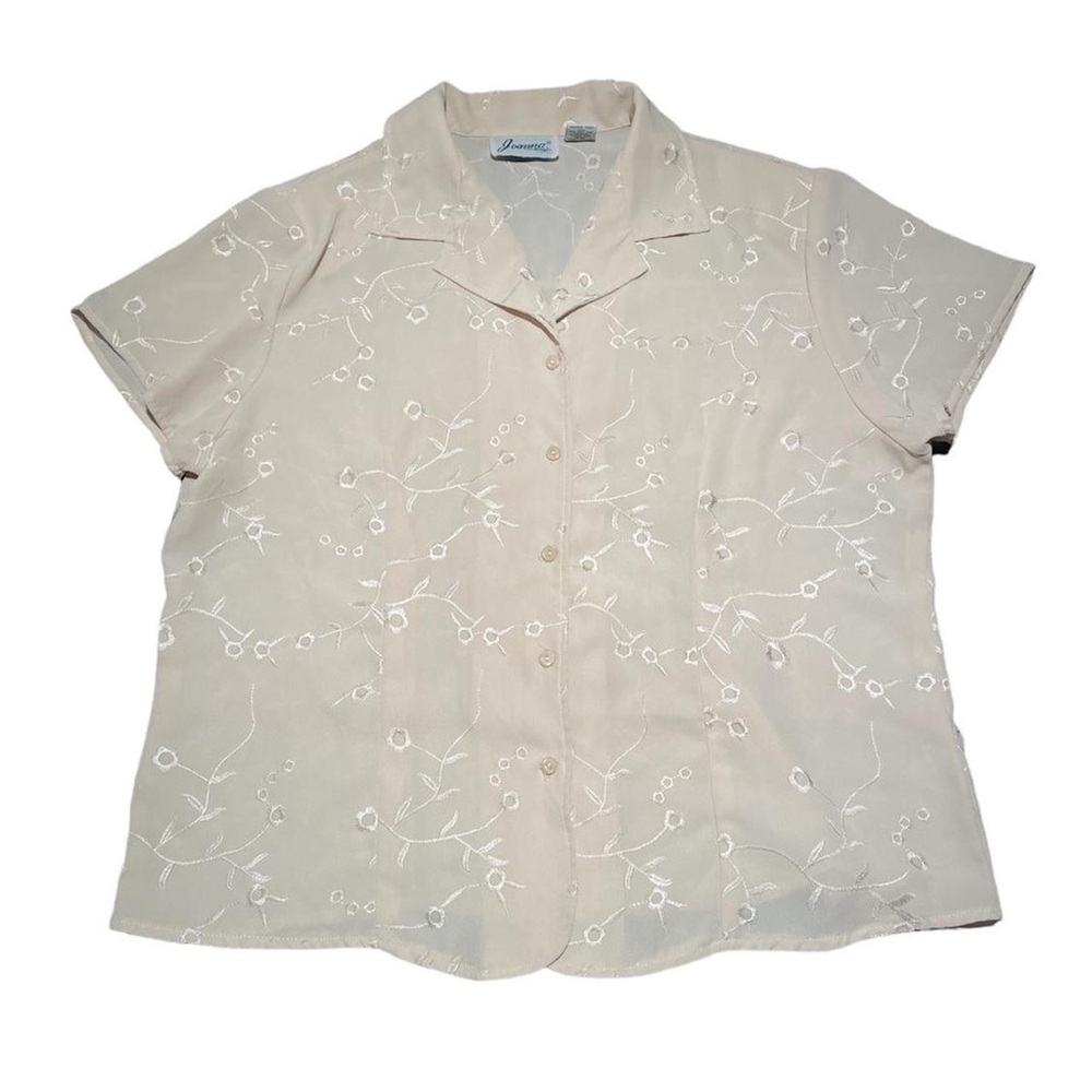 Vintage White Floral Embroidered Blouse